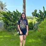 Simran ☺️💜 - @simran__doshi___ - Instagram