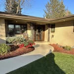 @skycrofthouse - Instagram
