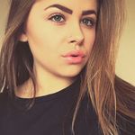 Skye Bennett - @skyelilybennett - Instagram
