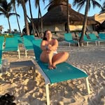 Skye Bennett - @skyelorren - Instagram