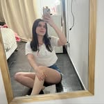 𝘓𝘢𝘥𝘺 𝘚𝘰𝘭𝘢𝘯𝘨𝘦 - @solange_rosek - Instagram