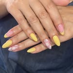 Sonia Alex - @sonia.alsonails - Instagram