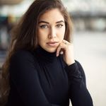Sonya Peck - @chloesmth235 - Instagram