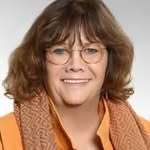 Sonja Arnold - @pubquizfans - Instagram