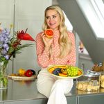 Sonja Bakker - @sonjabakkerofficial - Instagram