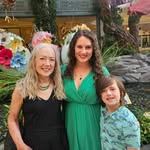 Sonja Barlow - @shemightbeanextrovert - Instagram