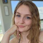 sonja lacey - @sonjamantis - Instagram