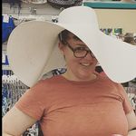 Sonja Newton - @sonjadnewton - Instagram
