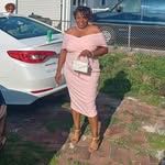 Sonja Stubs Roberts - @sonjastubs - Instagram