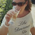 Sonya Loveday - @sonyaloveday - Instagram