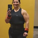 Sonya Villalobos - @sonya.wood.338 - Instagram