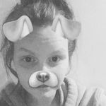 Sophie Louise Lyons - @sophielyons21 - Instagram