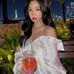 Stacey Bạch - Facebook