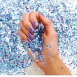 Stacey Bingham - @bingblingnails - Instagram