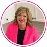 Stacey Bledsoe - @staceysellsvegashomes - Instagram