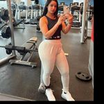 Stacy - @staceyclinton22 - Instagram
