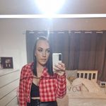 Stacey Dove - @stacey_lou1988 - Instagram