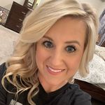 Stacy Elkins - @samitche27 - Instagram