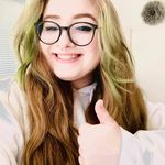 Stacy Nickerson - @babypinknose - Instagram