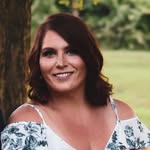 Staci Cox - @sparkleandspicemakeup - Instagram
