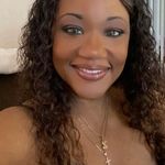 Stacie Guy - @lilbitqc - Instagram