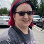 Stacy Bentley - @krypt_kitten - Instagram