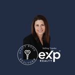 Stacy Bond, Realtor - @sellingtopeka - Instagram