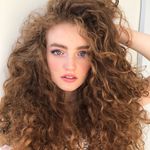 ANASTASIYA - @stacy_curly - Instagram