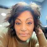 Stacey Desiderio-Shelton - @staceyshelton424 - Instagram