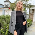 Holiday Stacy - Facebook