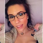 Stacy Lind - @stac.y215 - Instagram