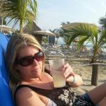 Stacy Manson - @stacyq39 - Instagram