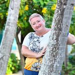 Stacy Knorr Morse - @seasonal_scents_with_stacy - Instagram