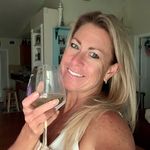 Wine & Glam with StacyAnn - @stacyannwineandglam - Instagram