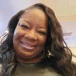Stacy Worthy - @_stacyschair - Instagram