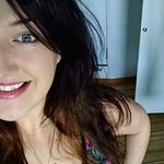 Stef Smith - @the.sassy.pirate - Instagram