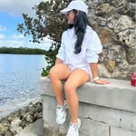 Stefany Hernandez - @stefanyhernandezt - Instagram