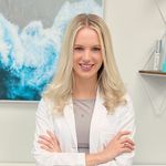 Stefani Neumann, MSN, FNP-C - @stefanineumann.np - Instagram