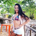 Stefanie Castro - @stefanie.castro.5203 - Instagram
