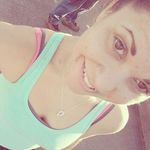 Stefanie Nunes - @betty_the_bear - Instagram