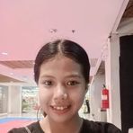 Stefanie Yatan - Facebook