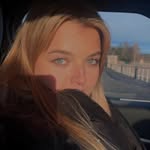𝐒𝐭𝐞ll𝐚 𝐀𝐛𝐫𝐚𝐦𝐬 - @glowmeyy - Instagram