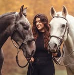 Stella Bauer - Facebook