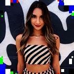 Nichole Dennaoui - @stellabradyatze - Instagram