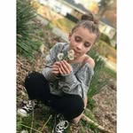 Stella Burkett - @stella.burkett - Instagram