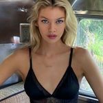 Stella Downs - @chikabanks84 - Instagram