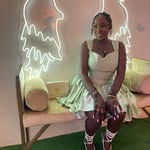 Stella Monday - @stehlarh - Instagram