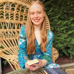 @_priestess_stella_ - Instagram