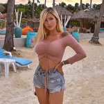 Stella - @stella__wayne - Instagram