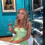 @steph_bennett_90 - Instagram